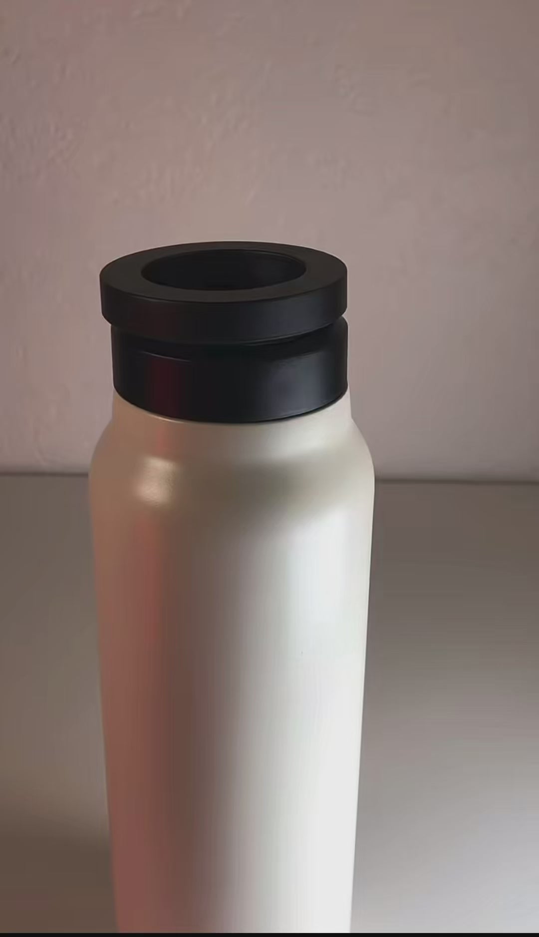 Magnetisk Vattenflaska i Rostfritt Stål